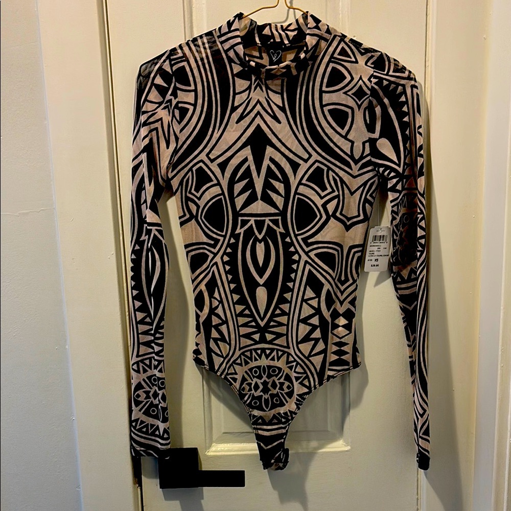 Geometric Long Sleeve Bodysuit - Black and Cream